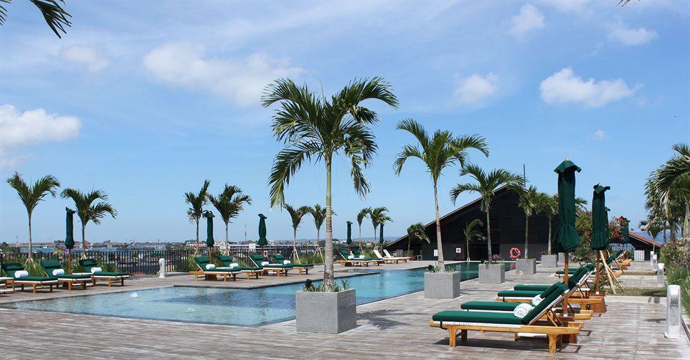 Hotel Cross Paasha Bali Seminyak Exterior foto