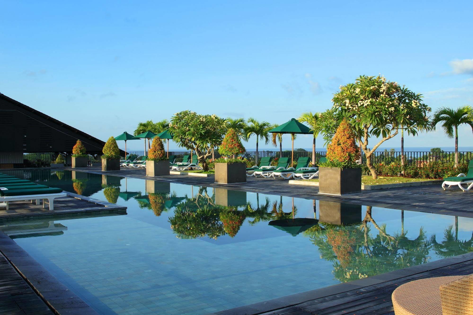 Hotel Cross Paasha Bali Seminyak Exterior foto